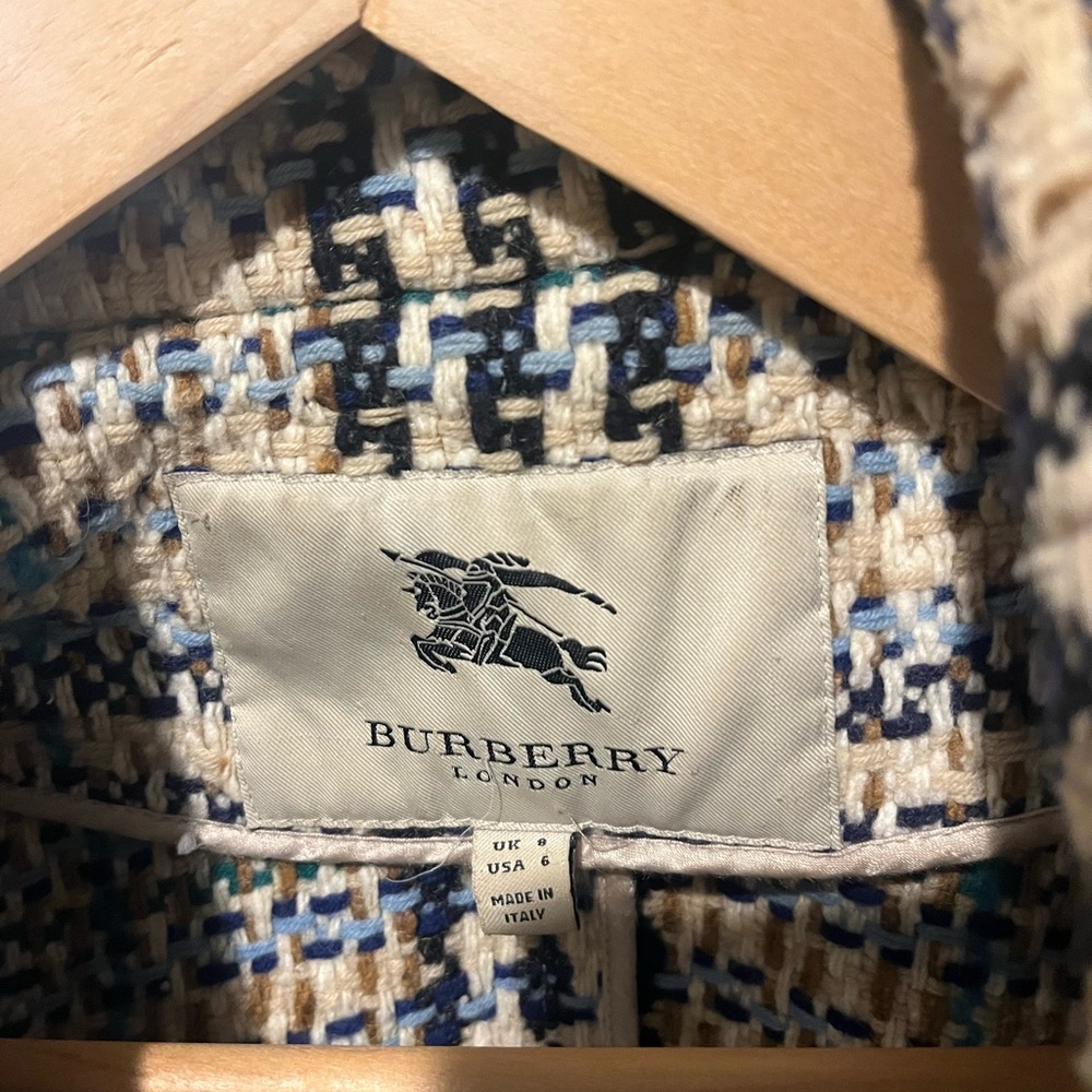 Super chic Burberry wrap trench coat